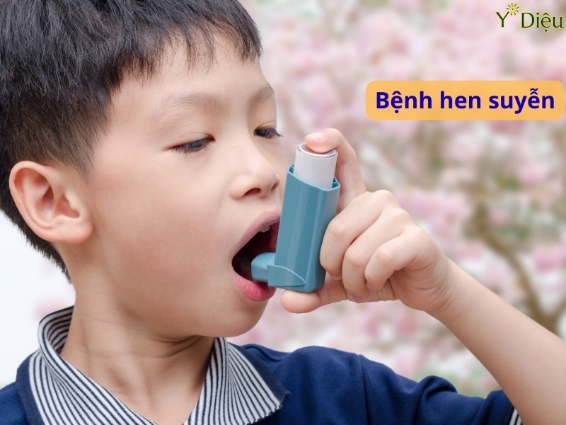 Hen suyễn nặng, chức năng hô hấp giảm rõ rệt, ảnh hưởng đến sinh hoạt và cuộc sống.